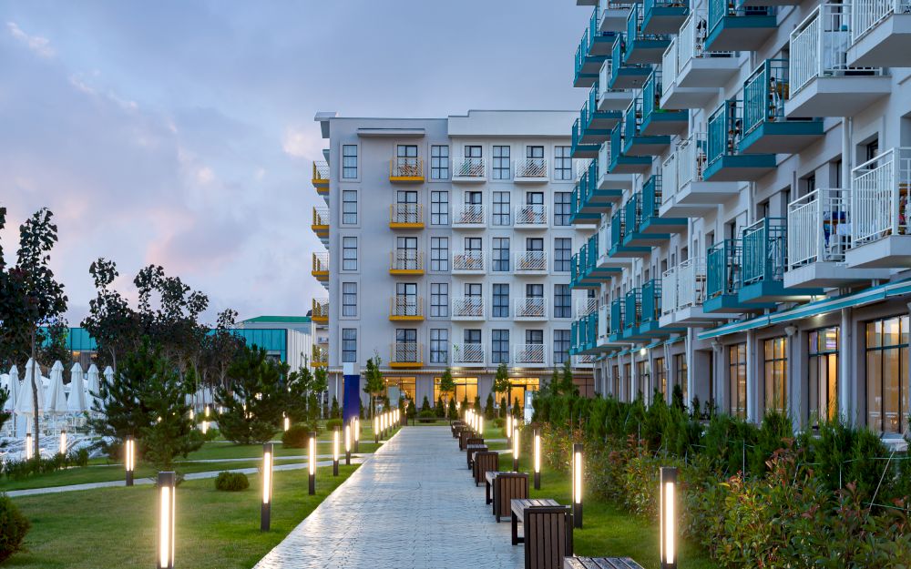 Город Mira Ultra  Hotel In Miracleon, Отель