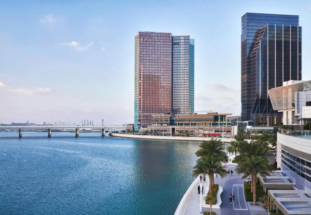 Отель Four Seasons Hotel Abu Dhabi At Al Maryah Island