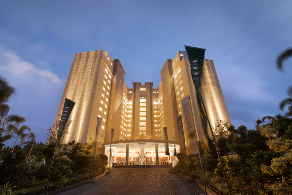 Araliya Beach Resort