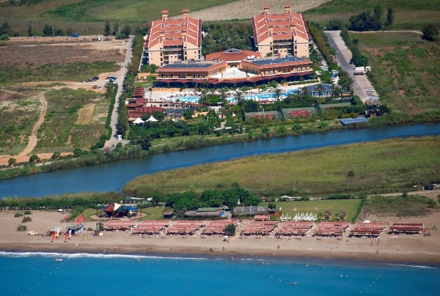 Crystal Paraiso Verde Resort