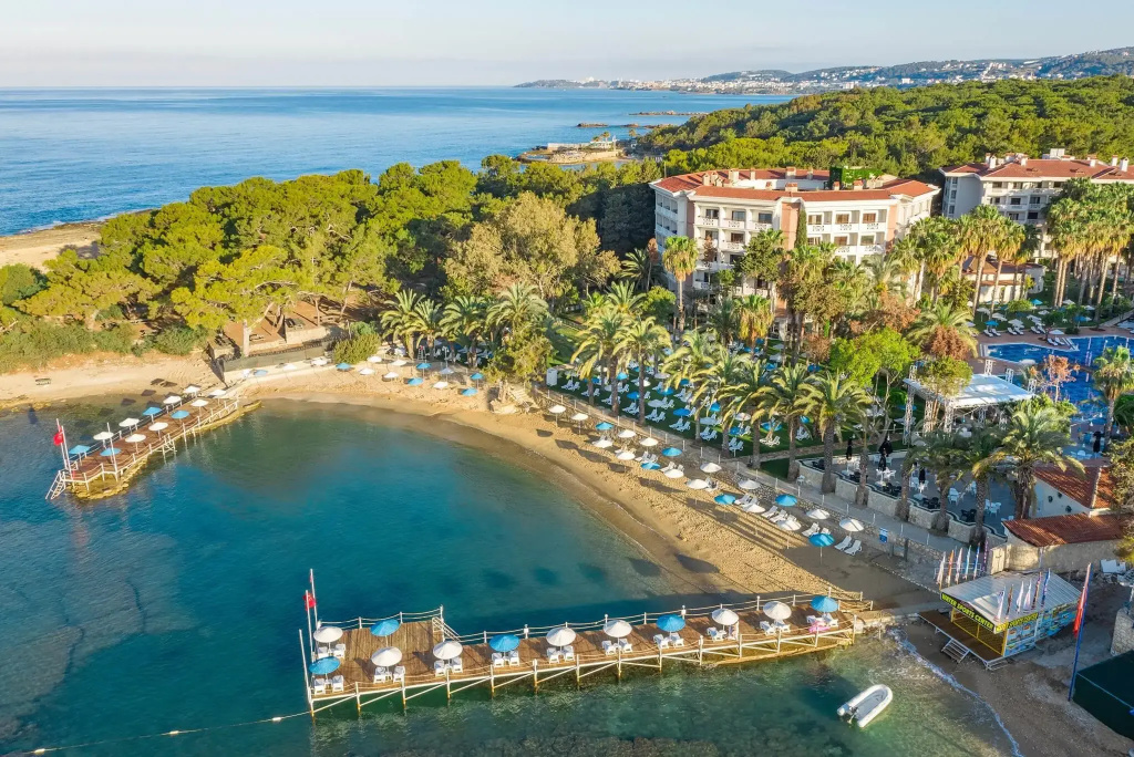 Utopia Resort
