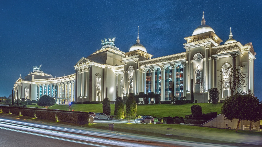 The Land Of Legends Kingdom Hotel