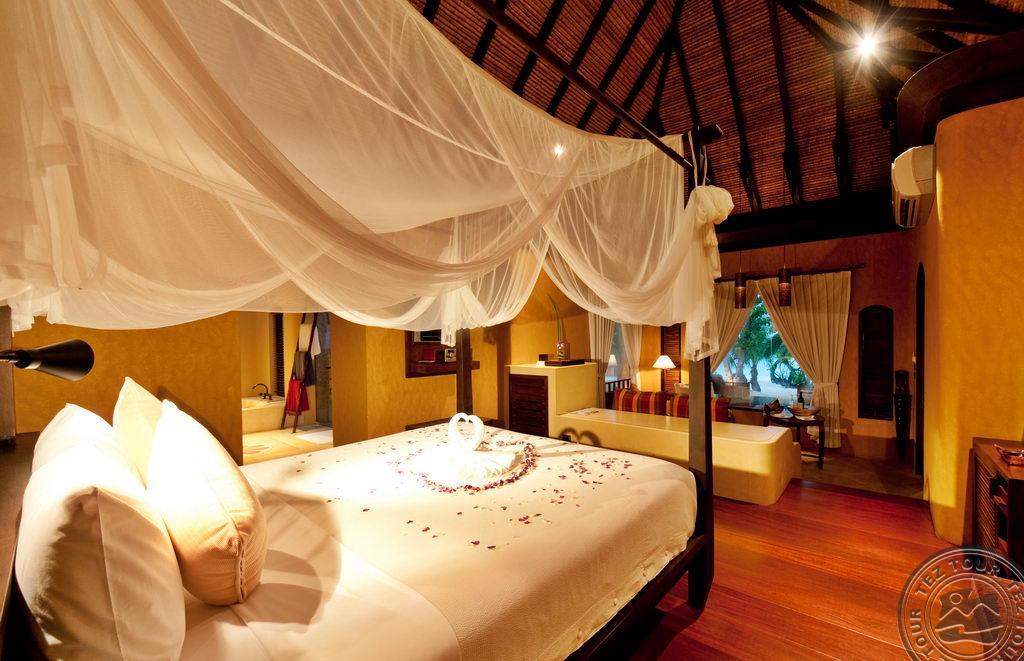 Paradee Resort