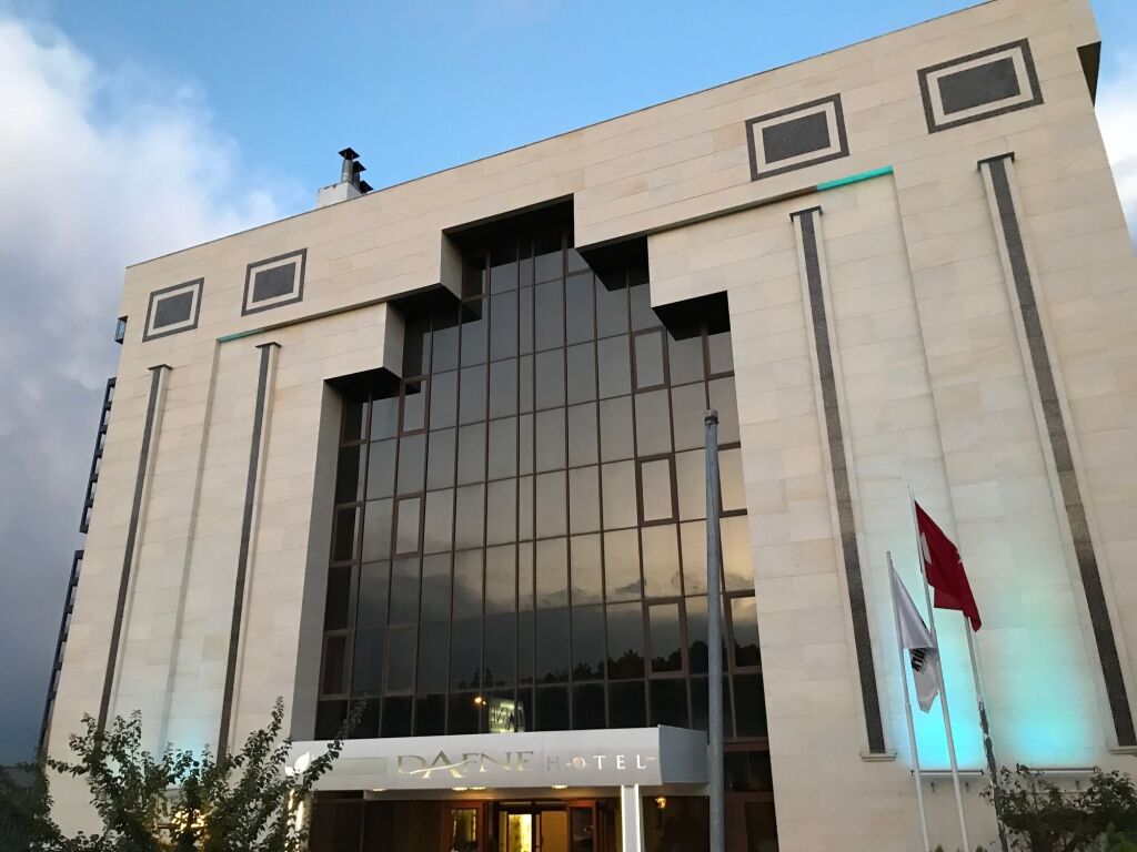 Dafne Hotel 4
