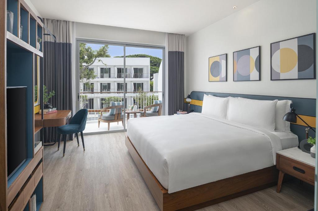 Avani Chaweng Samui Hotel