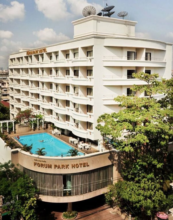 Anantara Riverside Bangkok Resort