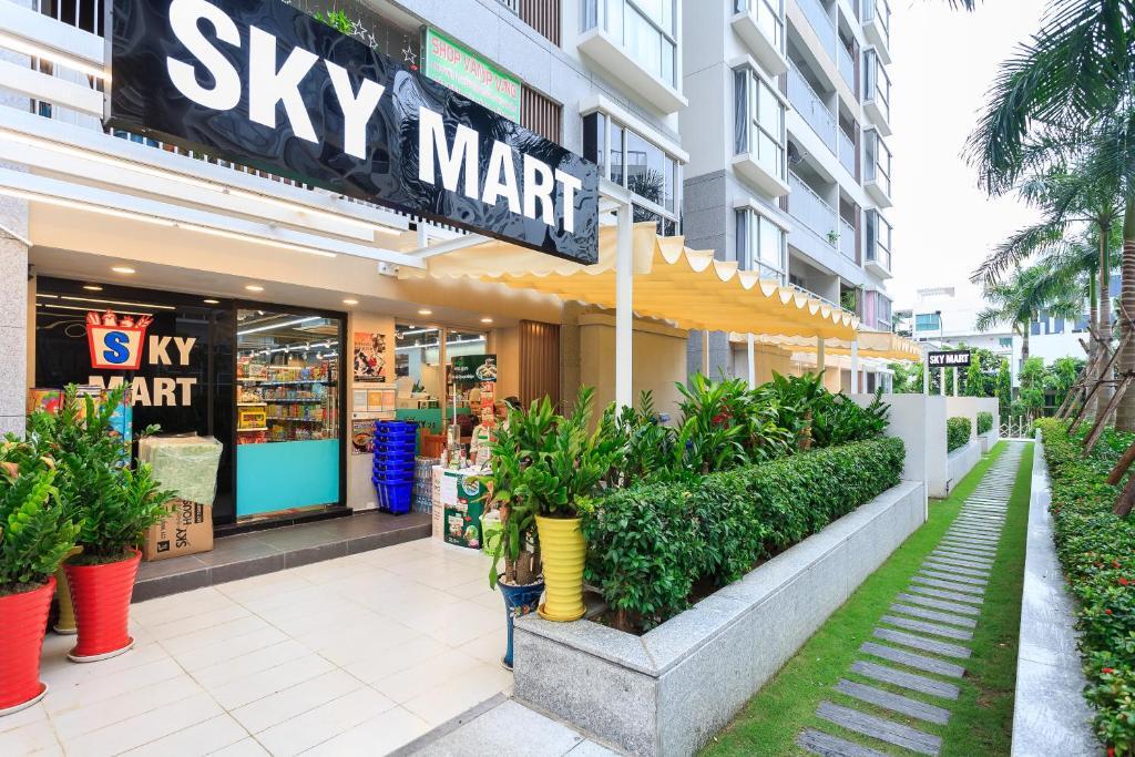 Scenic Valley Vietnam - Vina We Stay