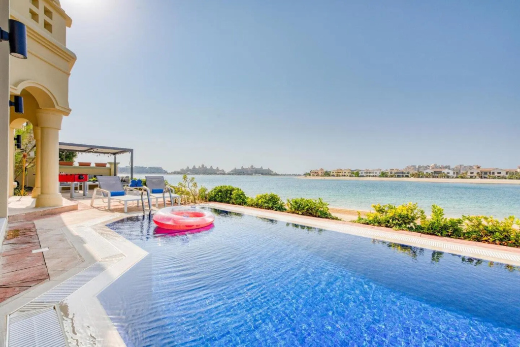 Fabulous Beachfront Palm Villa  Private Pool