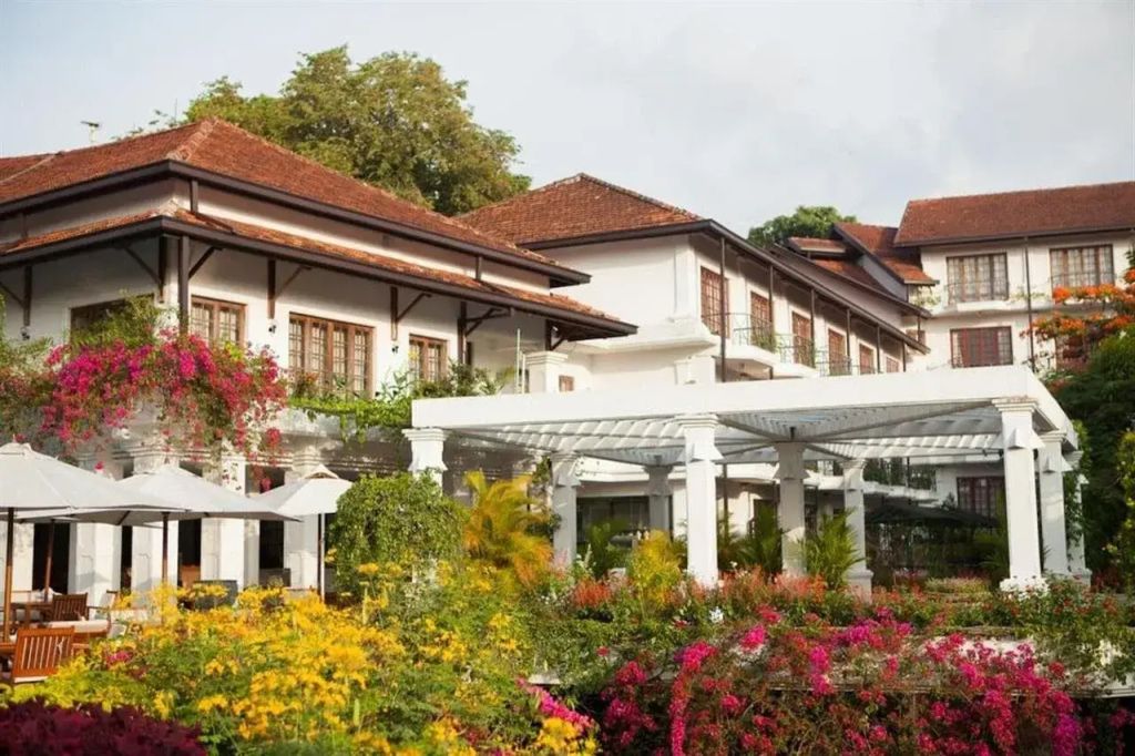 Mahaweli Reach Hotel
