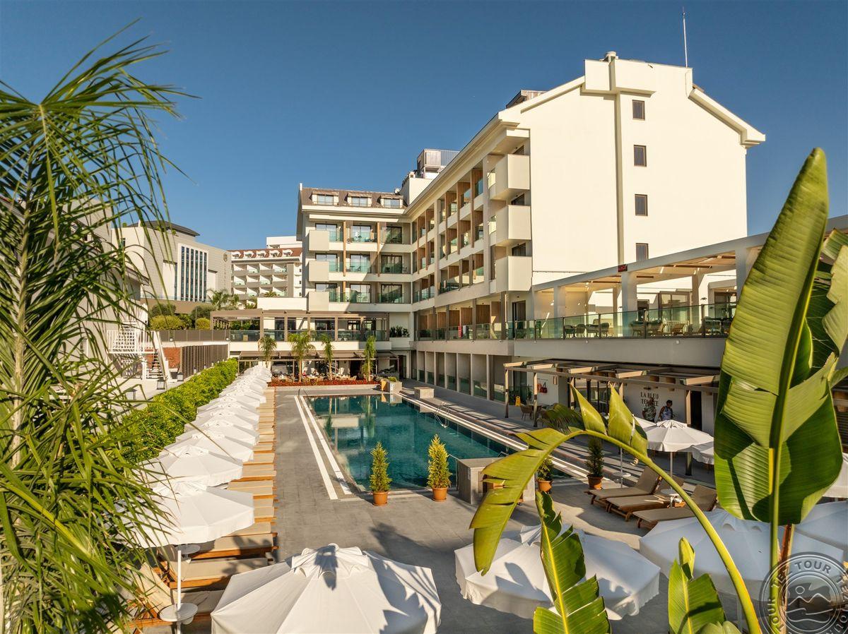 Side Resort Hotel