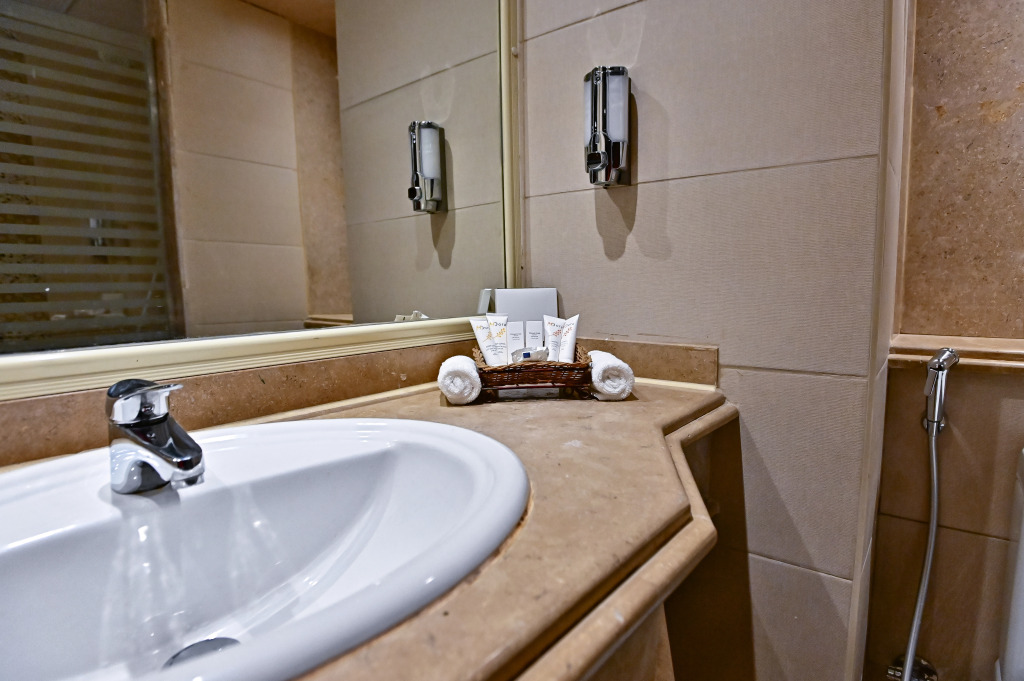 Отель Swiss Inn Nile Hotel