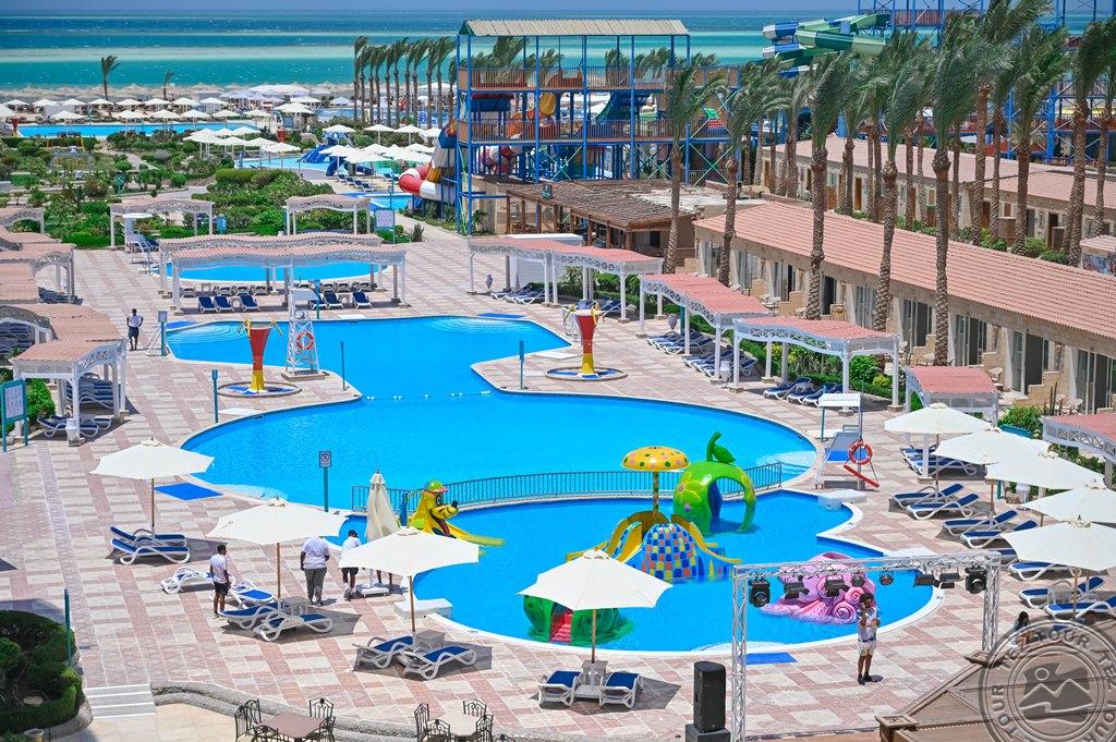 Hawaii Riviera Aqua Park Resort