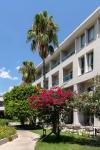 Karmir Resort