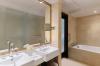 The Ritz-Carlton Abu Dhabi, Grand Canal
