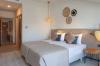 Side Royal Luxury