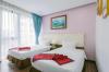 May De Ville Luxury Hotel