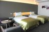 Hotel 72