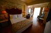 Laur Hotel Experience