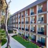 Seven Seas Hotel Life -
