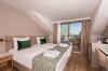 Side Resort Hotel