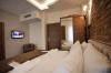 Pera Line Hotel