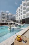 Lalila Blue Suites