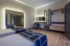 Noxinn Deluxe Hotel